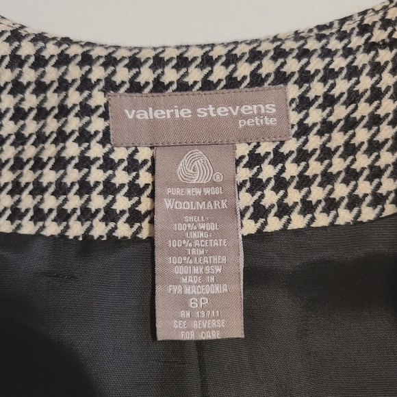 Valerie Stevens White and Black Houndstooth Print Blazer Size 6P Career Wear - Picture 9 of 11
